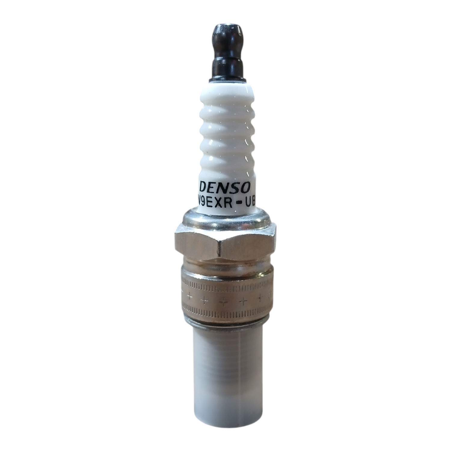 Denso W9EXR-UB U-Groove Spark Plugs – 10-Pack - Freeman Liquidators
