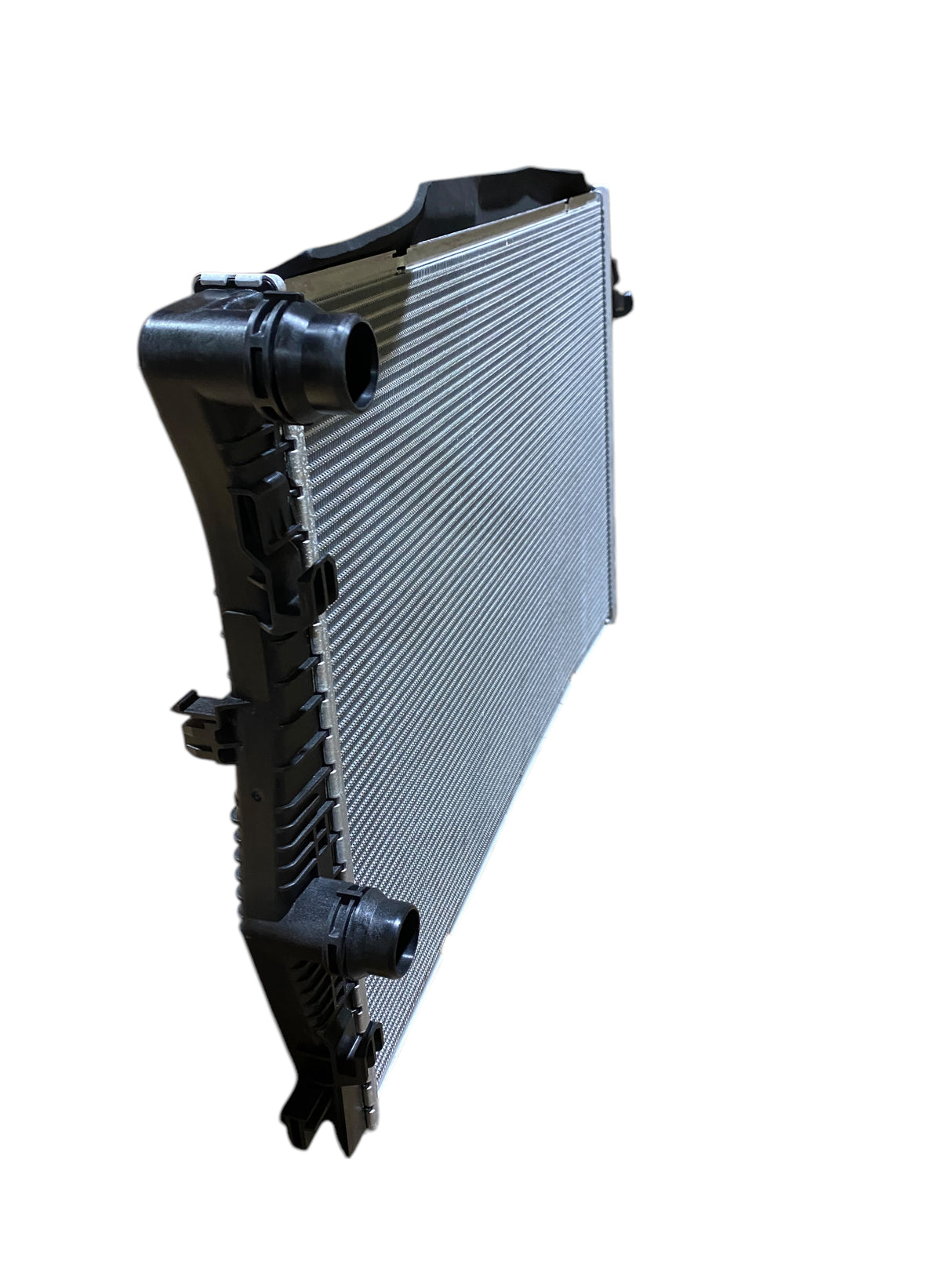 Platinum, RAD13827, Engine Coolant Radiator, For Volkswagen Jetta 2019-2021 - Freeman Liquidators