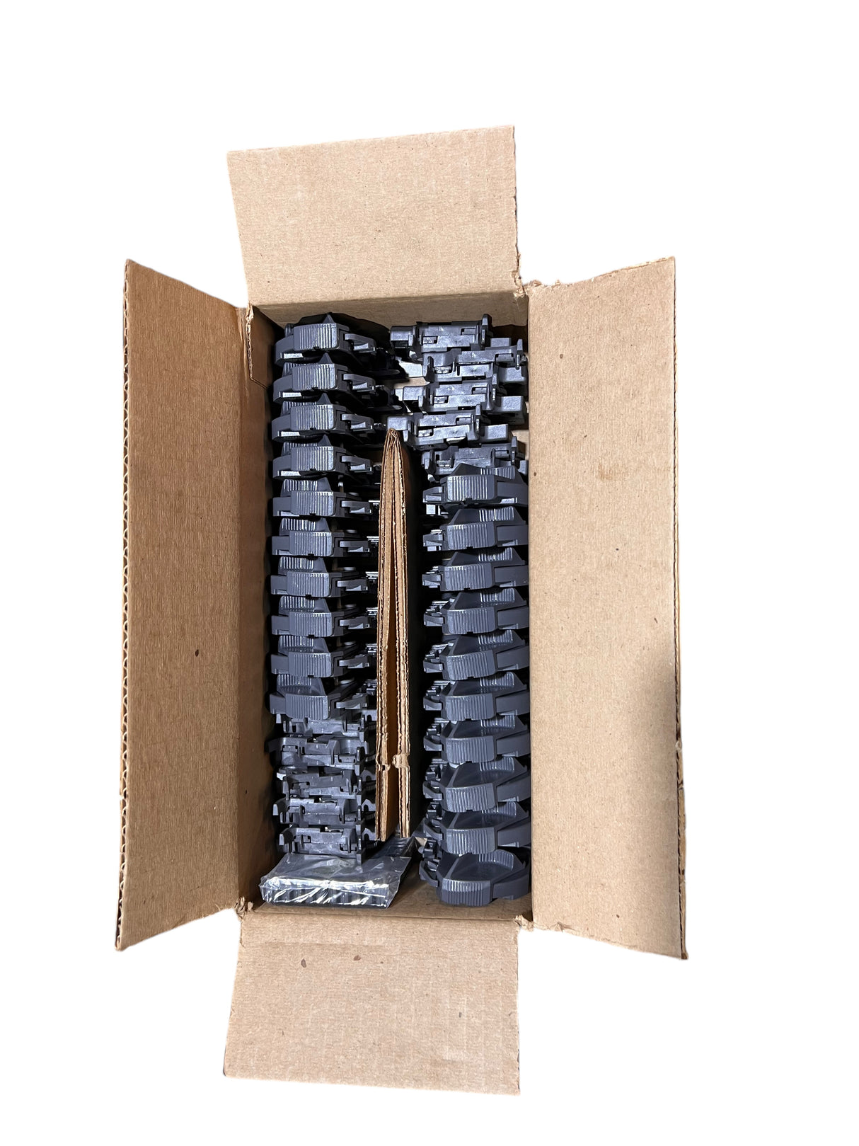 Hettich, 9218979, Quadro V6 4D Front Fixing Clip Set for 1/2" Material (10 Sets) - Freeman Liquidators