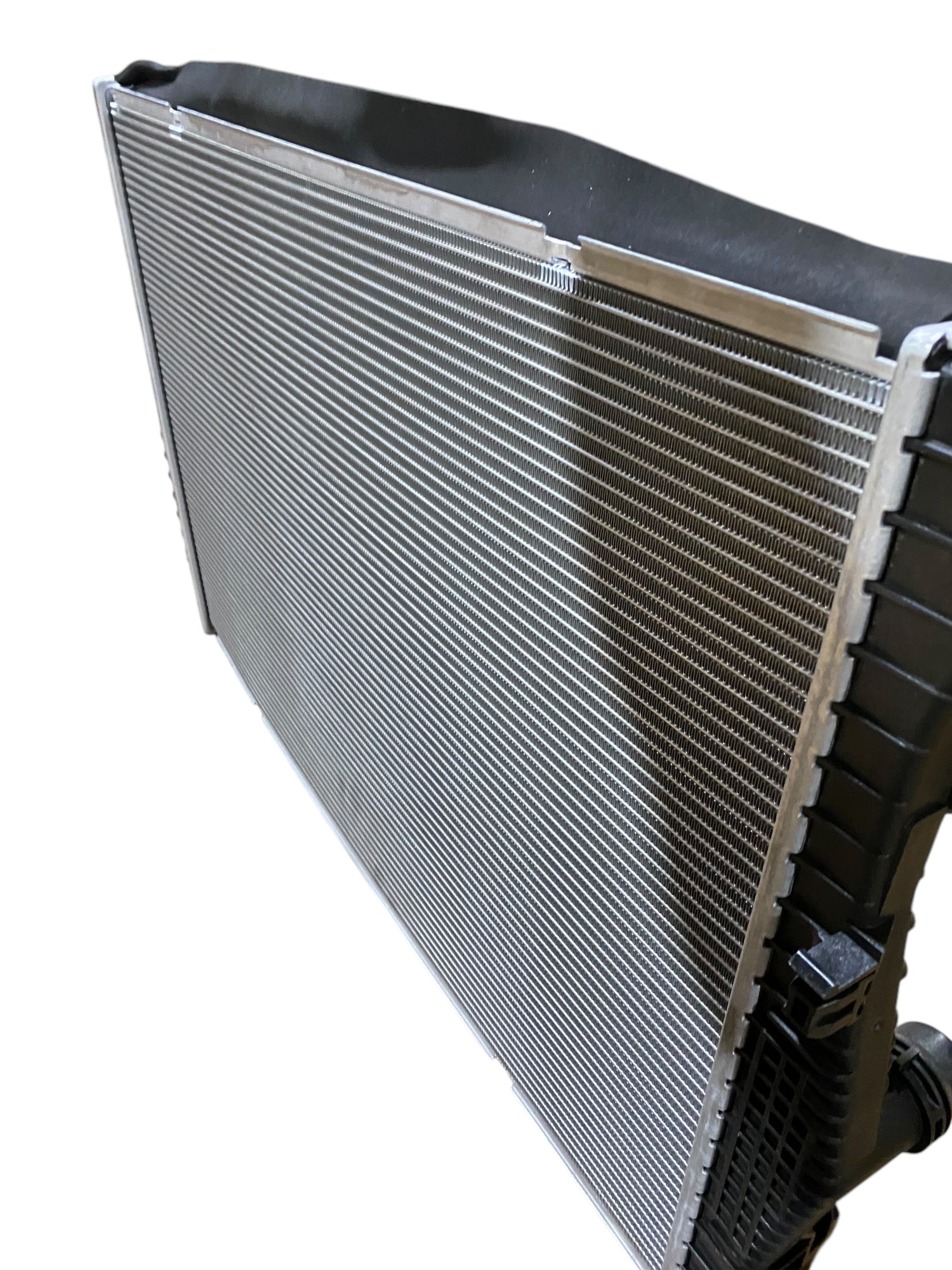 Platinum, RAD13827, Engine Coolant Radiator, For Volkswagen Jetta 2019-2021 - Freeman Liquidators