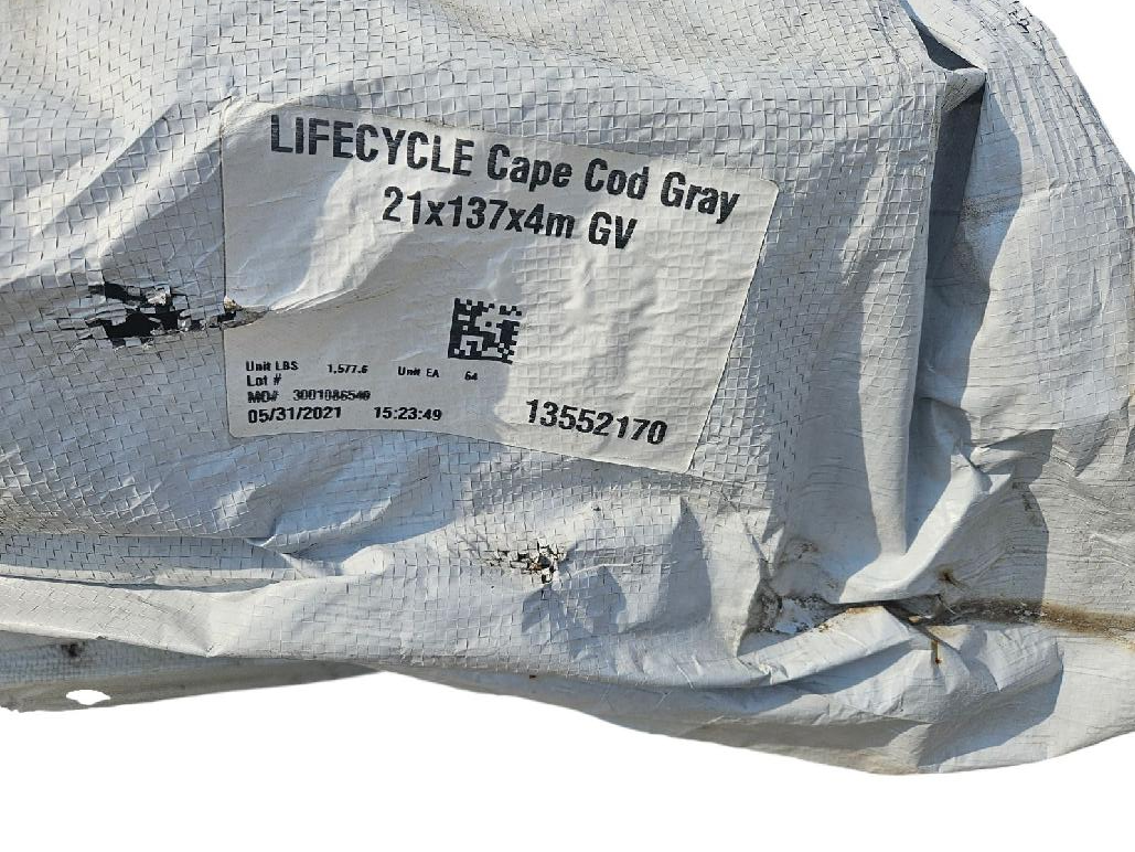 Lifecycle MoistureShield Cape Cod Gray Composite Decking groove Edge 1x5.5x13 13552170 1.99 per foot or 25.87 per board STORE PICKUP ONLY - Freeman Liquidators