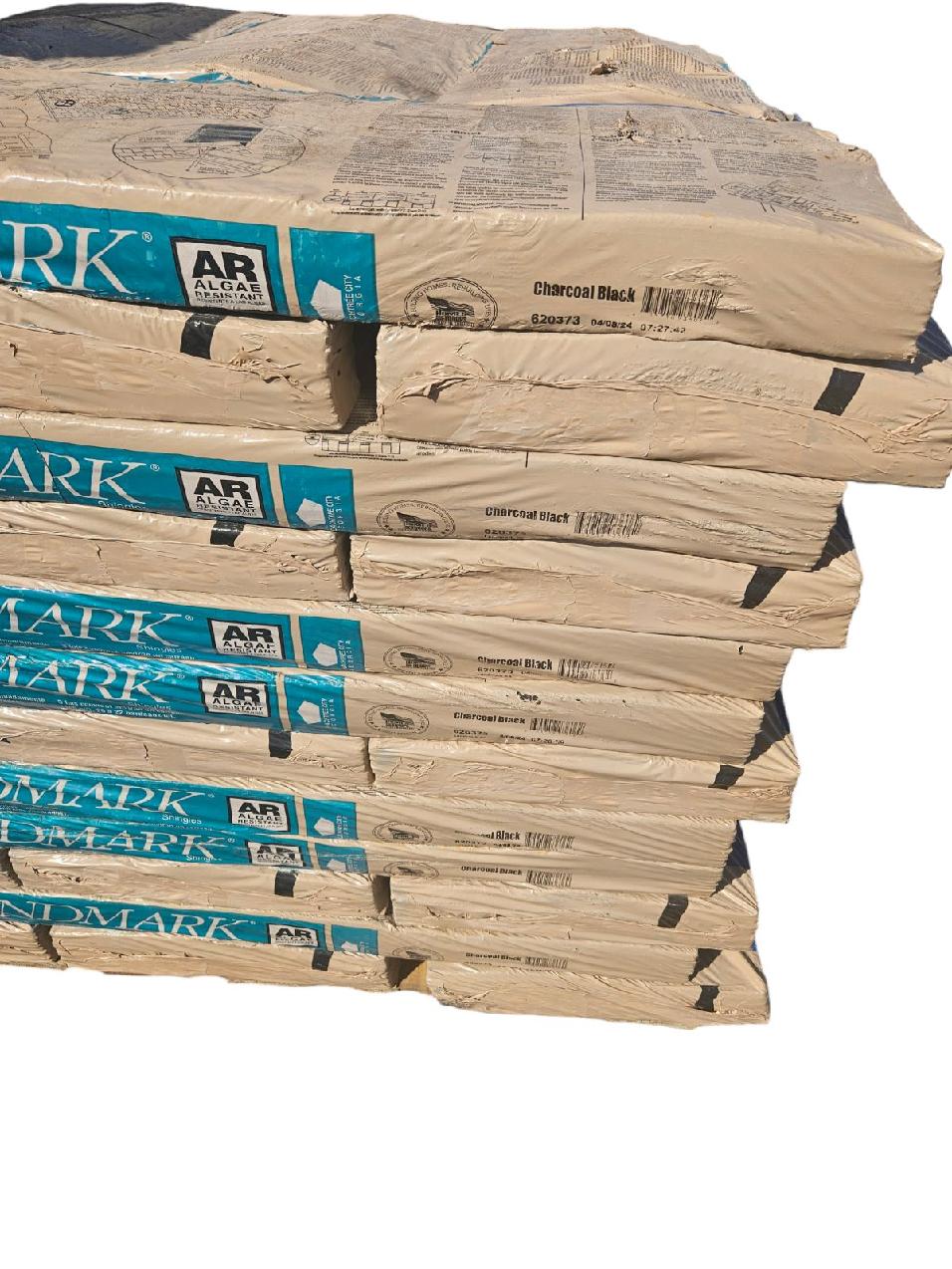 Certainteed Landmark Architectural Shingles Charcoal Black 3 bundles per square Sold by the square STORE PICKUP ONLY - Freeman Liquidators