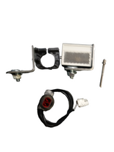Load image into Gallery viewer, SICK ZL2-F2600S07 REFLECTIVE PHOTOELECTRIC SWITCH WITH ACCESSORIES - NEW NO BOX - FreemanLiquidators - [product_description]
