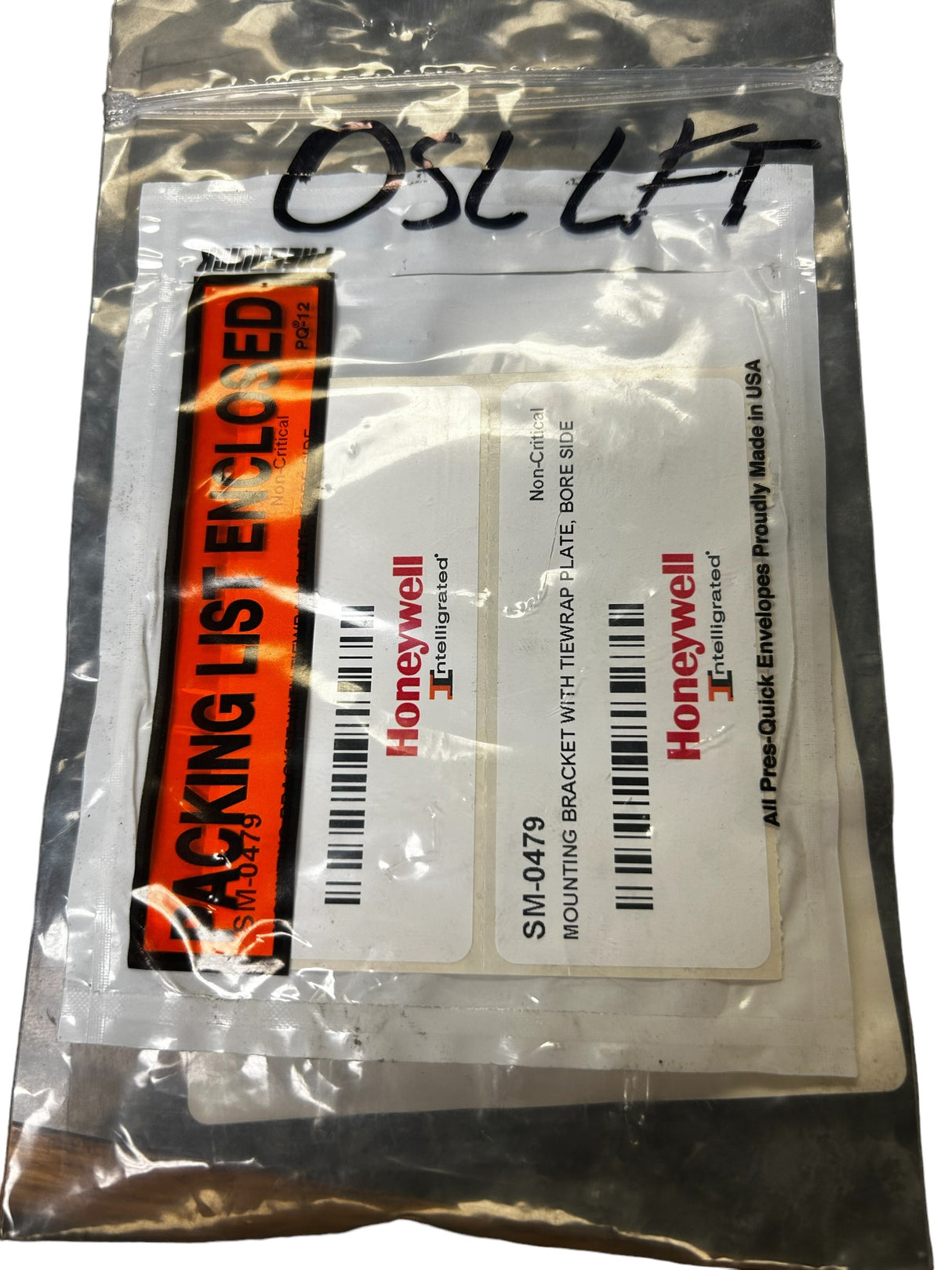 IGUS INC., 080-30-1PZ, SM-0479, BRACKET W/2HOLE SIDE MOUNT - NEW IN ORIGINAL PACKAGE - FreemanLiquidators - [product_description]