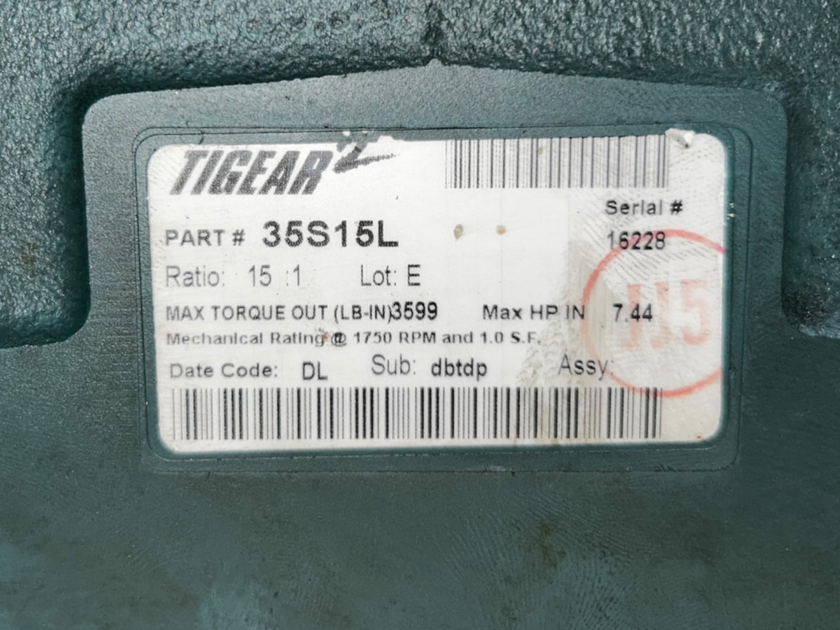 DODGE TIGEAR-2, 35S15L, Cast Iron, Worm Gearbox, Right Angle Reducer, Left Hand Output, 7.44 hp, 15:1 Gear Ratio, 117 rpm - NEW/NEVER USED NO BOX - FreemanLiquidators - [product_description]