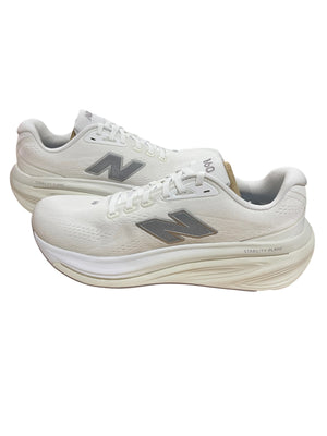 New Balance, Women’s, Fresh Foam, X860v15, White/Grey, Size 9.5