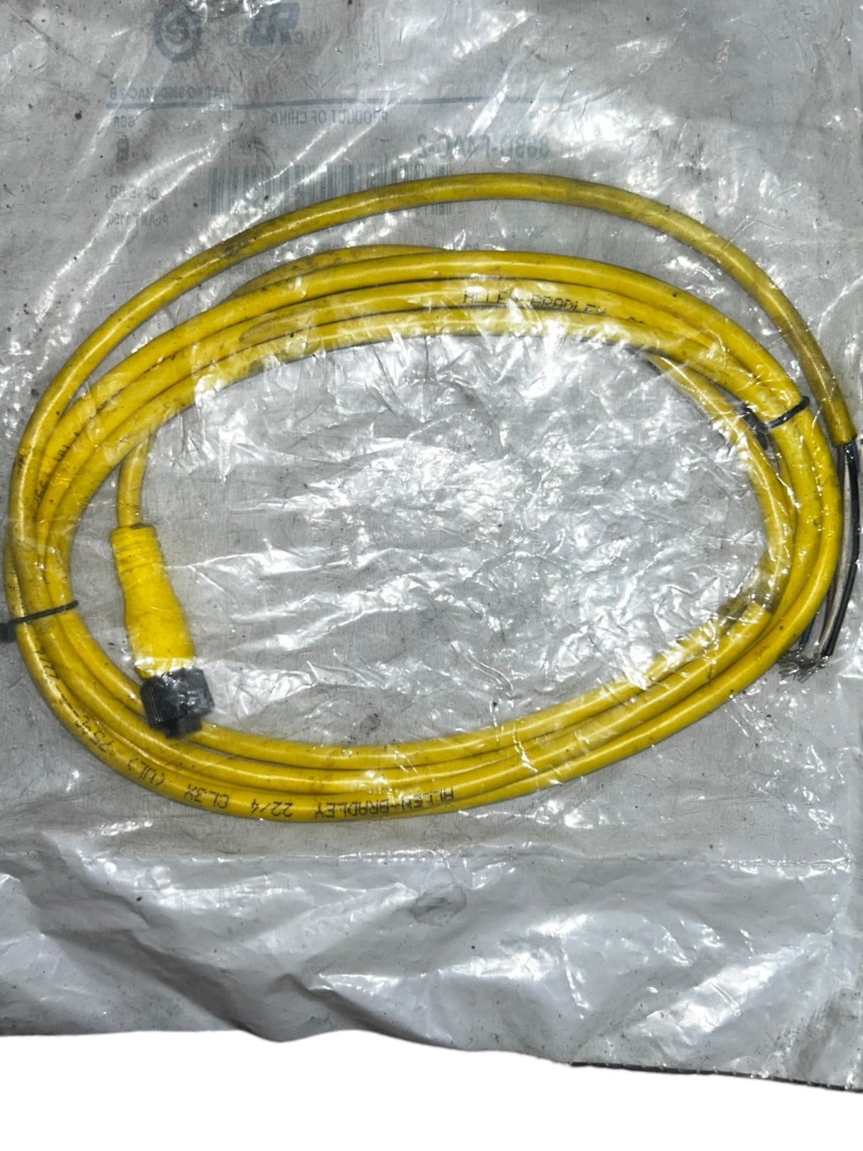 ALLEN-BRADLEY, 889D-F4AC-2, DC Micro Cable, Female, 2M - NEW IN ORIGINAL PACKAGING - FreemanLiquidators - [product_description]