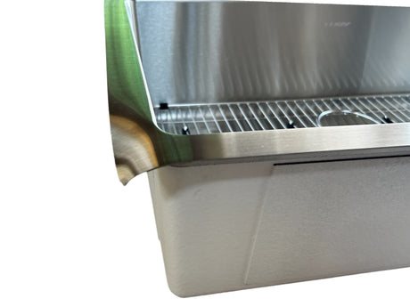 Elkay, EFRU2816TC, Crosstown, 16 Gauge, Stainless Steel, 30-1/2" x 18-1/2" x 8", Single Bowl, Undermount Sink Kit - Cosmetic Damages - FreemanLiquidators - [product_description]