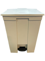 RUBBERMAID COMMERCIAL PRODUCTS, Step Can, Plastic, Beige, 18 gal Capacity, 19 3/4 in Wd/Dia - FreemanLiquidators - [product_description]