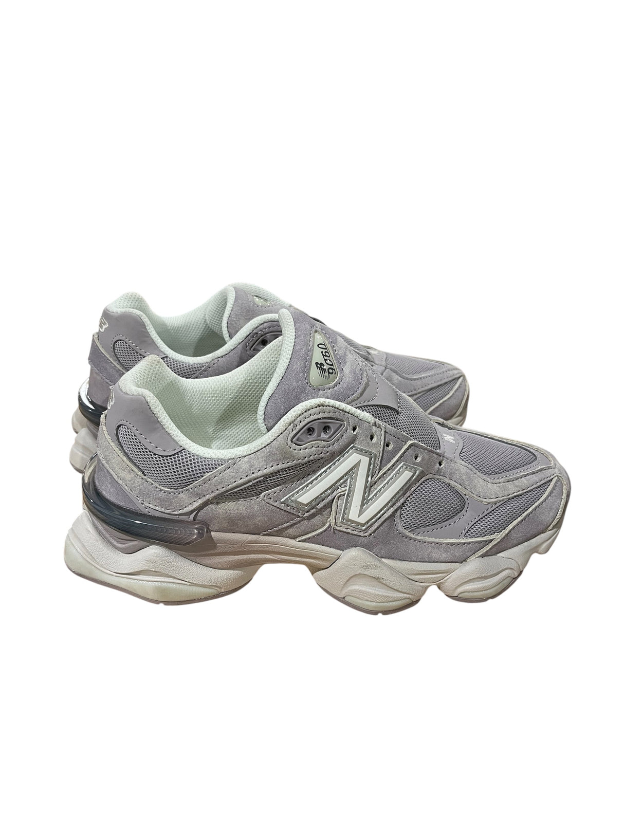 New Balance, Women’s, 9060, Purple/White, Size 6.5, NO LACES