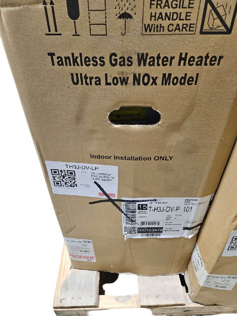 Takagi 160,000 BTU Tankless Water Heater Propane Gas TH3J-DV-LP - FreemanLiquidators - [product_description]