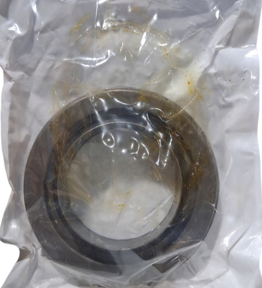 PACCAR Heavy-Duty Drive Axle Input Shaft Oil Seal, C42-6000 -  - Freeman Liquidators - [product_description]