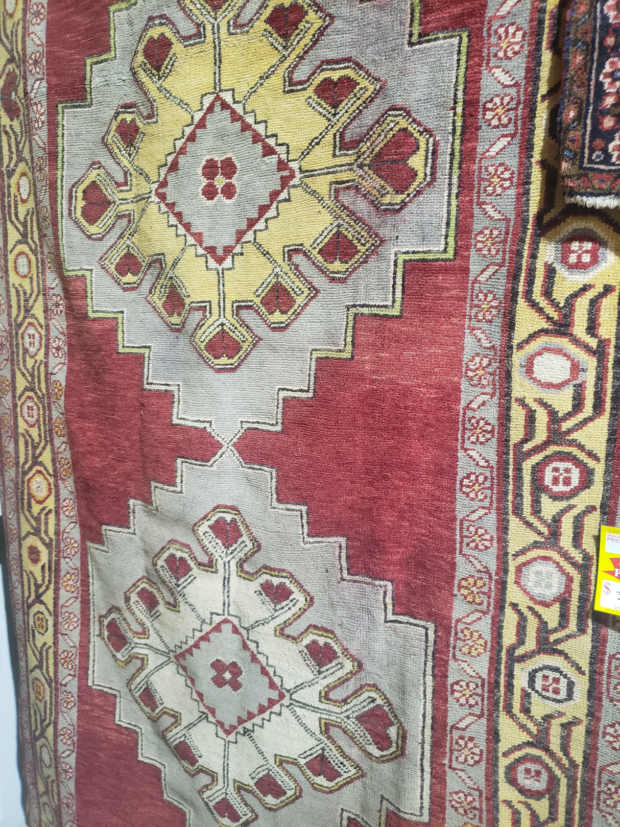 Persian Rug Sivas 3395 - 4' X 11' IN STORE PICK UP ONLY - FreemanLiquidators