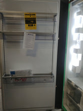 Load image into Gallery viewer, 239CFRZ THERMADOR COMMERCIAL STYLE FREEZER T36IF900SP 50287676000740 - IN-STORE PICK-UP ONLY - FreemanLiquidators
