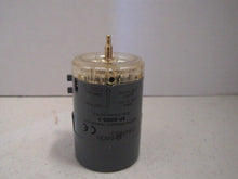Load image into Gallery viewer, Johnson Controls Pneumatic Transducer, 10-20VDC, 18-25 psi EP-8000-1 - FreemanLiquidators
