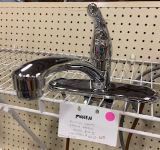 FAUCET-MOEN POLISHED CHROME SINGLE HANDLE 7425 IN-STORE-PICKUP-ONLY - FreemanLiquidators