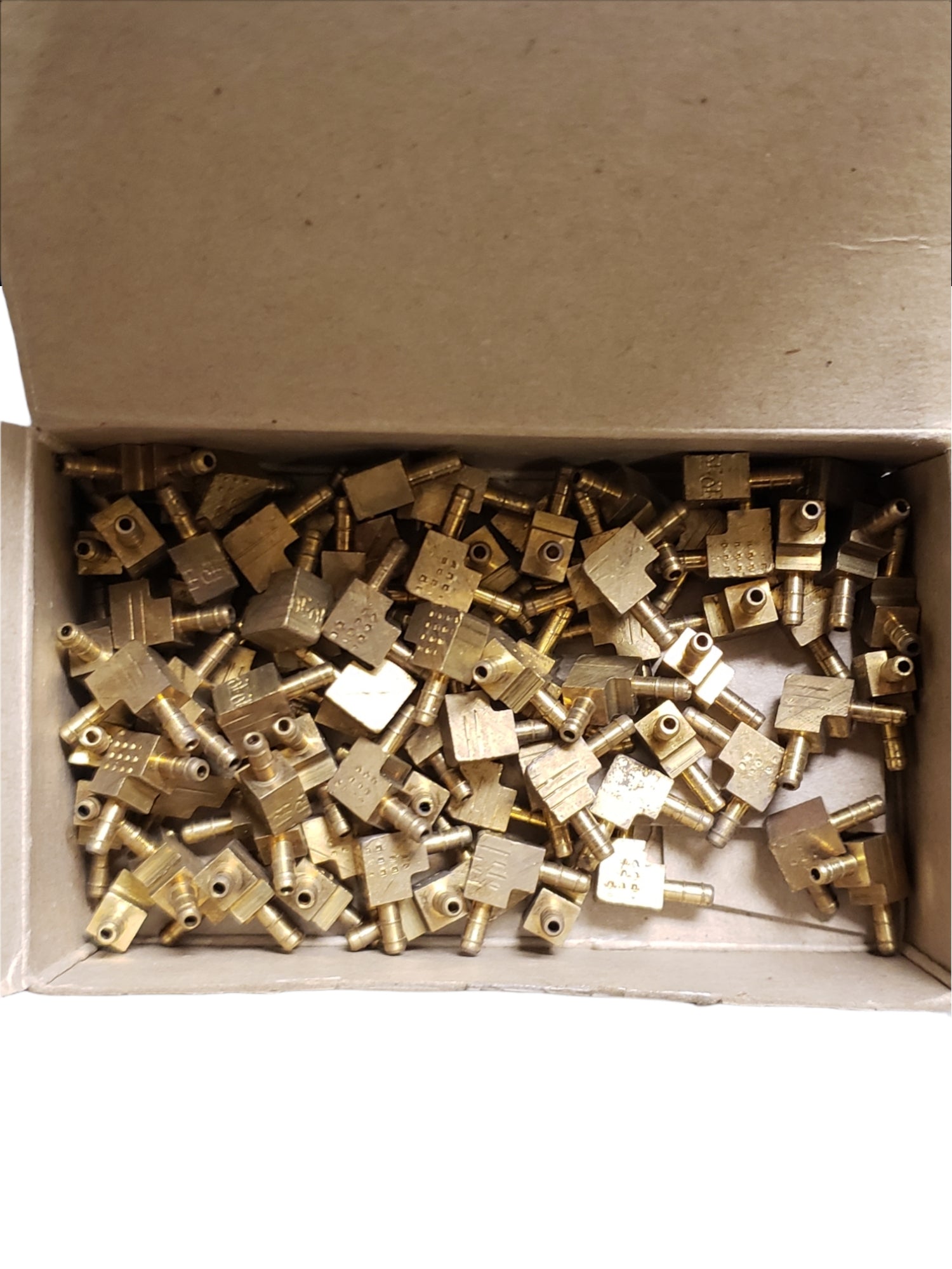 Pack Of 84) Parker 225-5/32 Barbed Union Elbow, 90 and Deg, Brass, 0.096 x  0.096 Barb Size, Brass FreemanLiquidators $44.99 Pipe Connectors