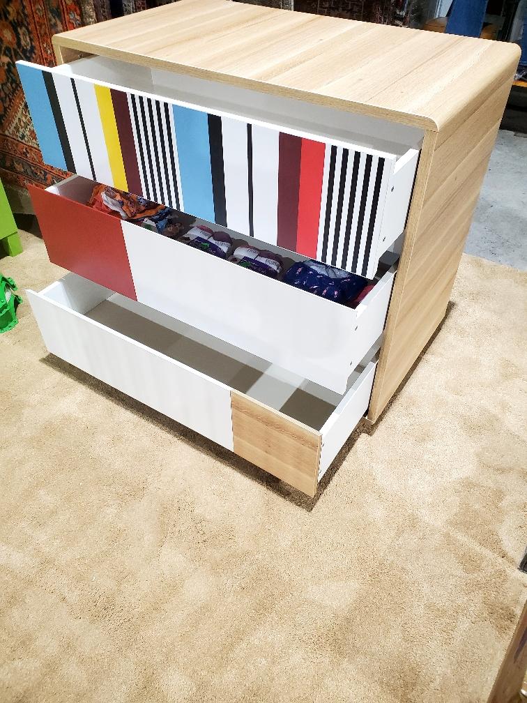 Little Guy Comfort Evolve Children's Dresser 4002489 - ASSEMBLED Little Guy Comfort Evolve Children's Dresser 4002489 - ASSEMBLED