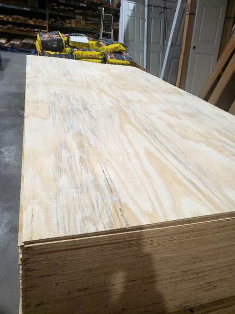 PLYTANIUM ROUGH SAWN SHIPLAP SIDING 11X32 X 4 X 8 STORE PICKUP ONLY - FreemanLiquidators - [product_description]