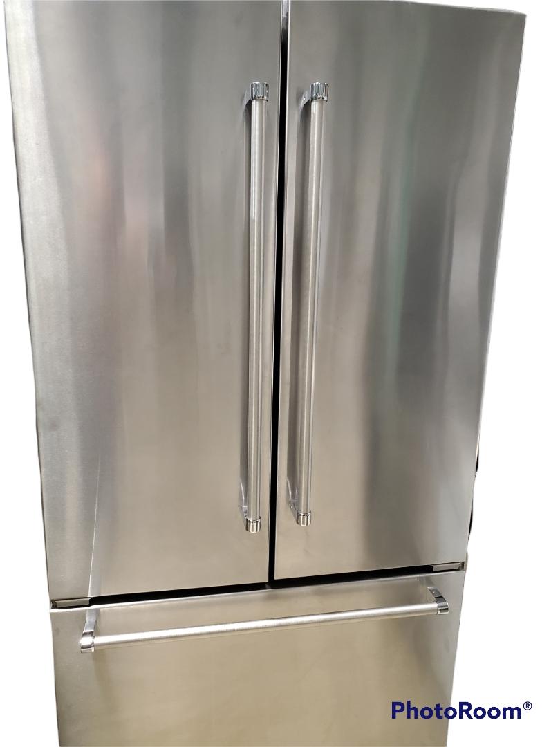 19REF KITCHENAID KRFC302ESS 22 cu. ft. Counter-Depth French Door Refrigerator - Stainless Steel STORE PICK-UP ONLY - FreemanLiquidators - [product_description]