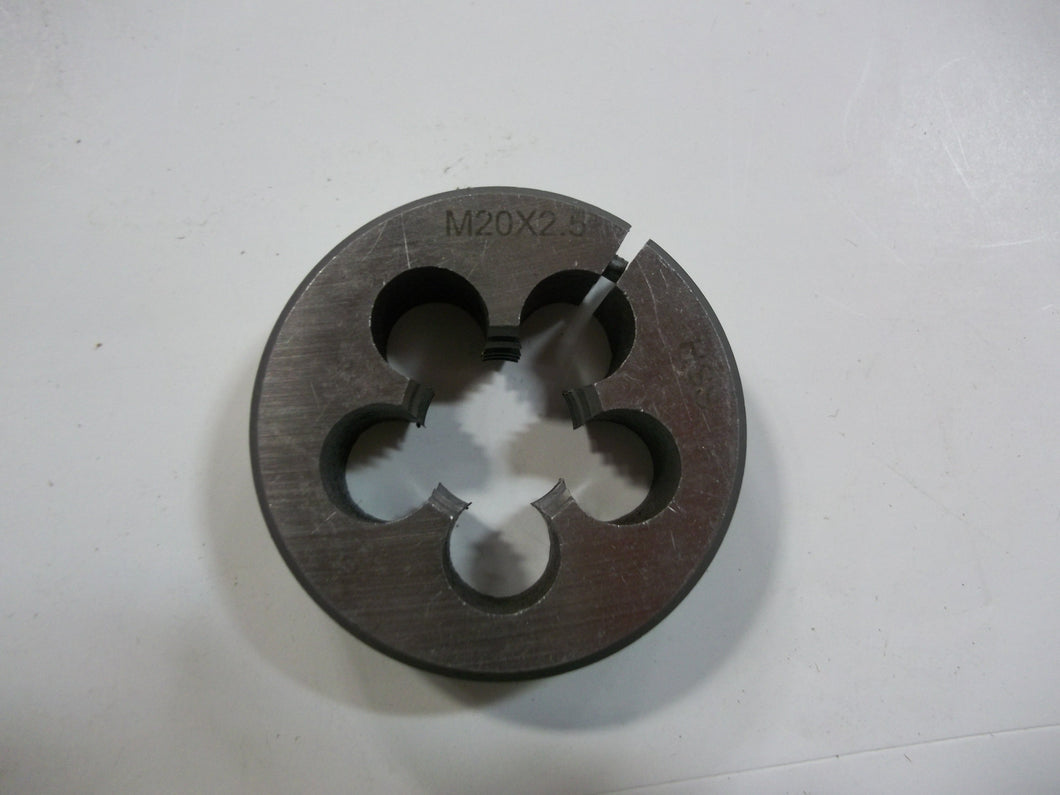 Metric Right Hand High Speed Steel Adjustable Round Split Die - Cutting Direction: Right Hand, Outside Diameter: 2